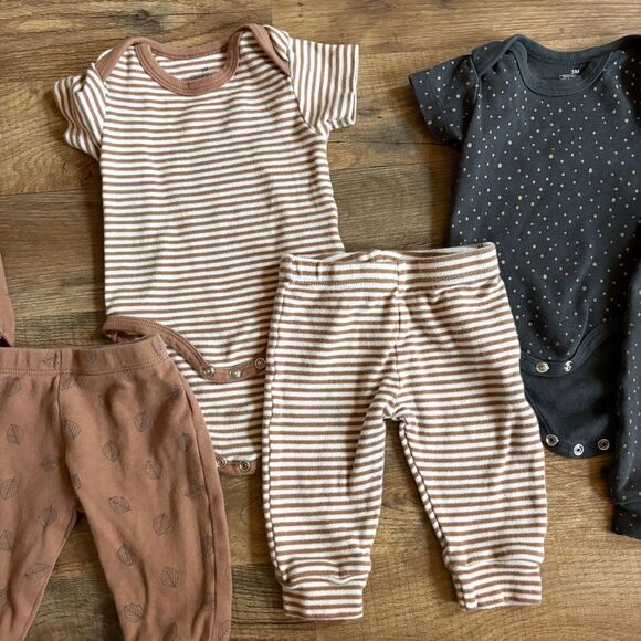 Lot of 3 Matching Baby Outfits Onesie & Pants Brown Cream Gray 3M - Picture 6 of 9